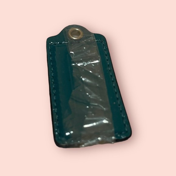 Coach F19256  Patent Leather‎ Weekender, Signature C Diaper / Travel / Tote Bag - Picture 5 of 9